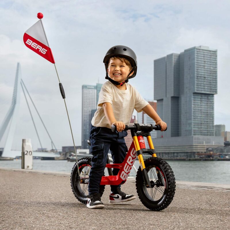 δείτε ποδήλατα ισορροπίας για αγόρια όπως το Berg Biky Cross Red